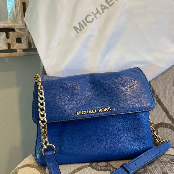 MICHAEL Michael Kors Handbags - MICHAEL KORS LEATHER CROSSBODY